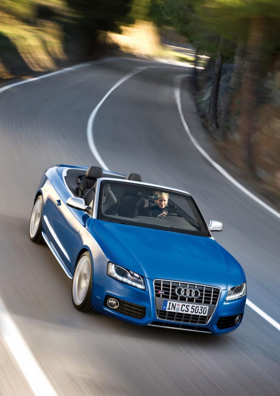  Audi S5 Cabriolet 2009 года  (фото 4 из 56)